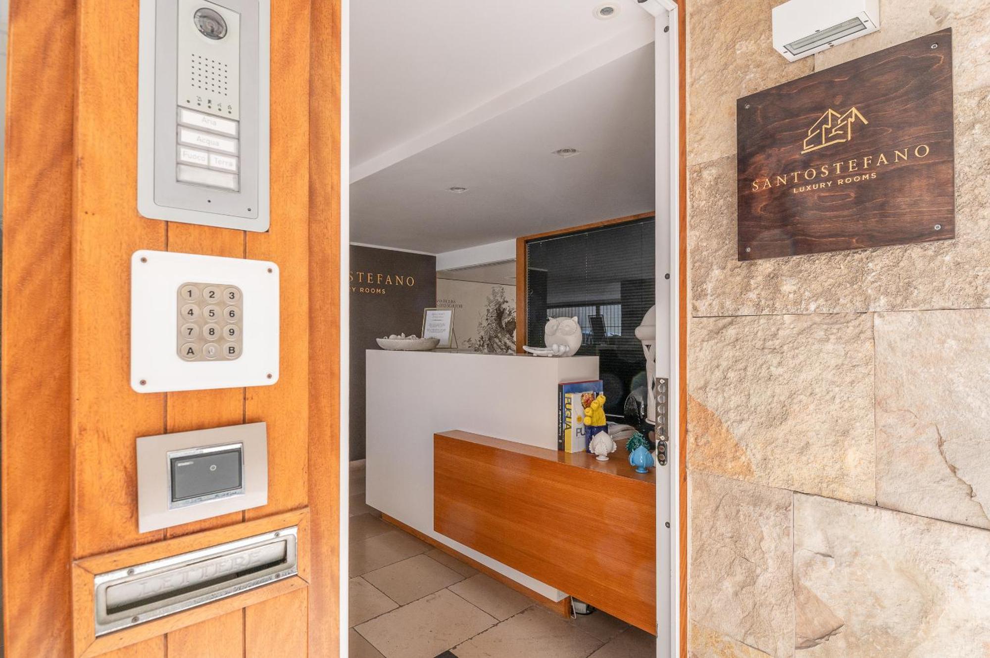 Santo Stefano Raro Rooms Collection Brindisi Extérieur photo